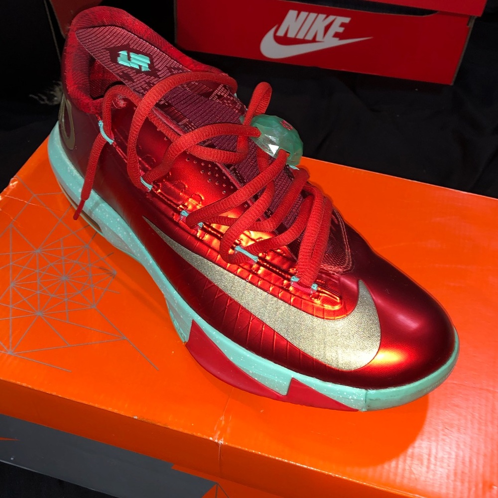 Christmas KD’s